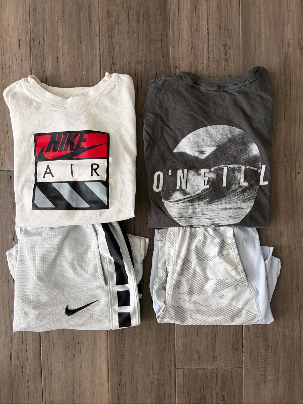 Boys Nike/O’Neill bundle - shorts & t-shirts - size M